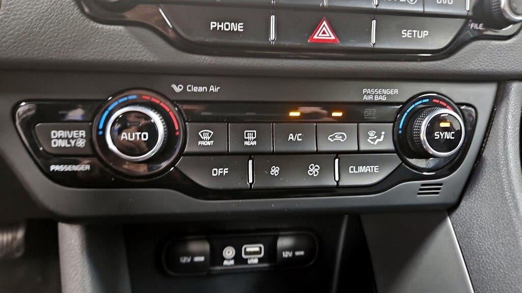 2017 Kia Niro LX