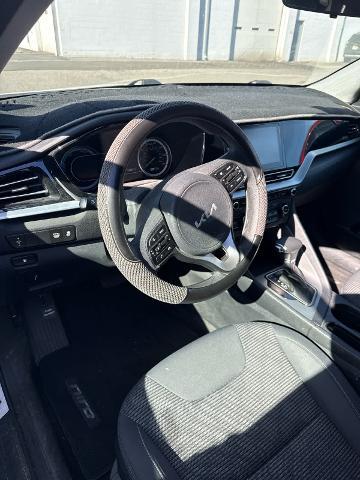 2022 Kia Niro - $19,800