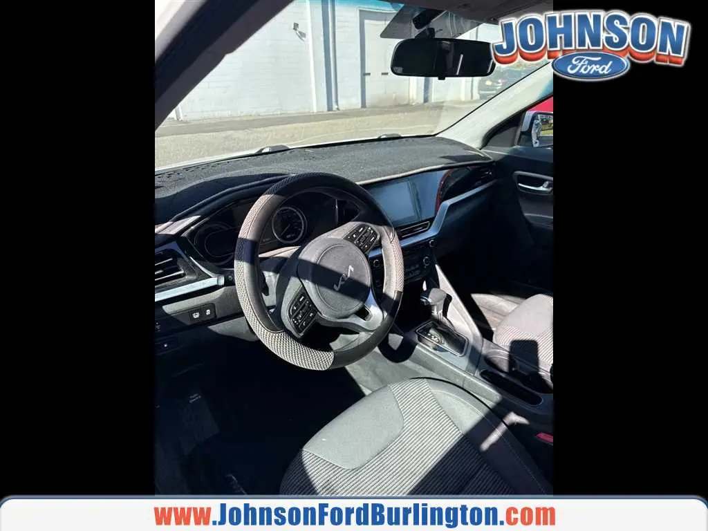 2022 Kia Niro - $19,800