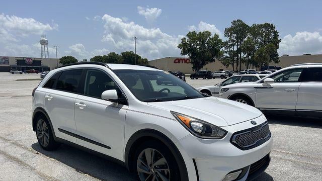 Preowned 2017 Kia Niro EX for Sale