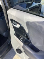 2018 Niro Thumbnail 22