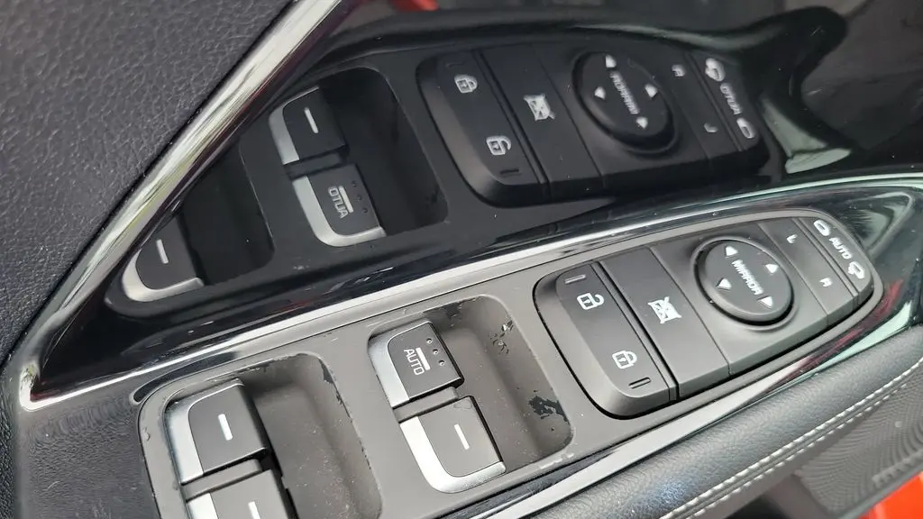 2022 Kia Niro Touring Special Edition
