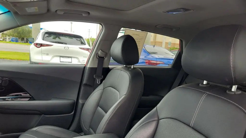 2022 Kia Niro Touring Special Edition