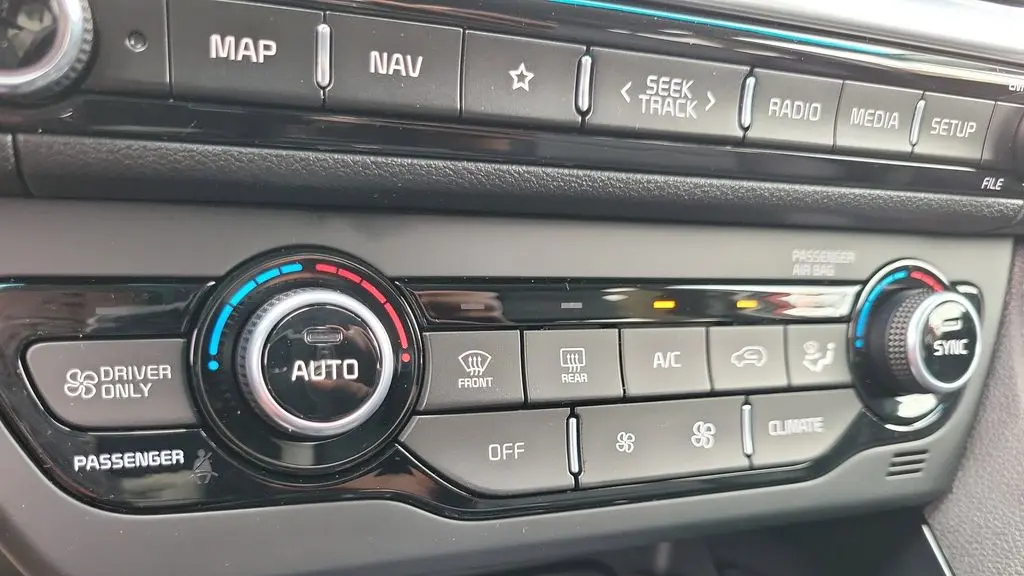 2022 Kia Niro Touring Special Edition