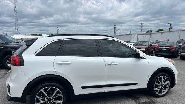 2022 Kia Niro Touring Special Edition