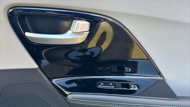 2021 Kia Niro Plug-In Hybrid EX