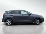 2018 Niro Plug-In Hybrid Thumbnail 3