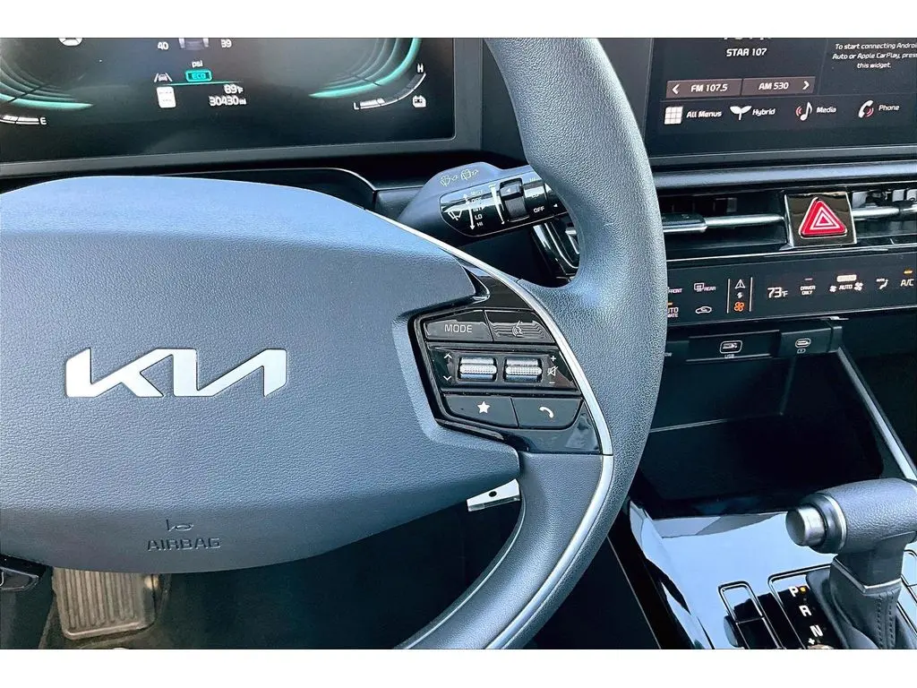 2025 Kia Niro - $21,400