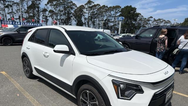 2025 Kia Niro LX