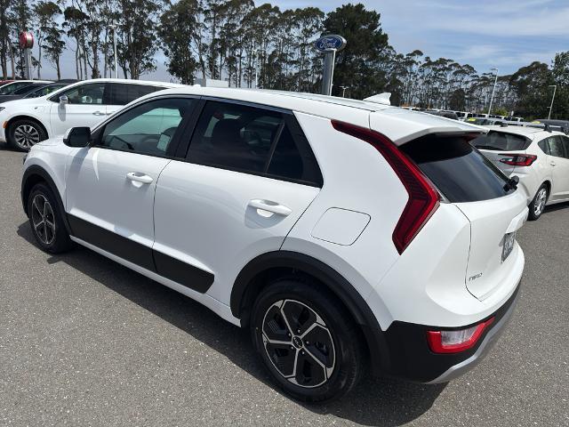 2025 Kia Niro - $24,000