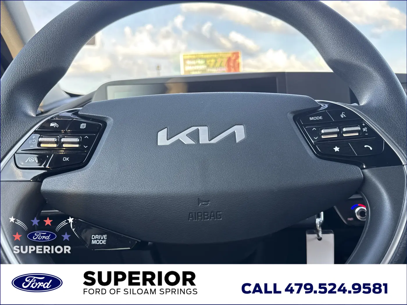 2025 Kia Niro - $22,999