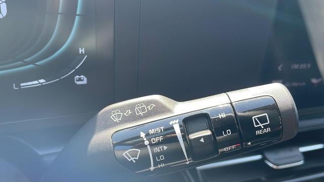 2024 Kia Niro LX