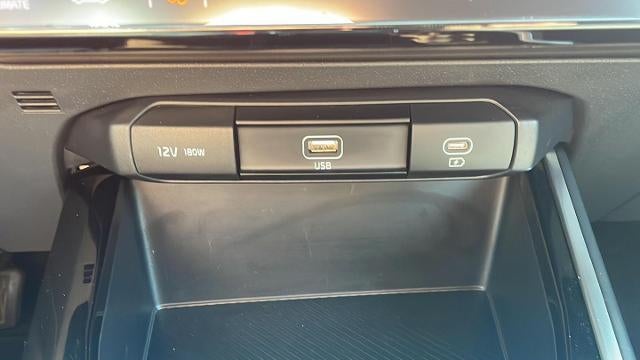 2024 Kia Niro LX