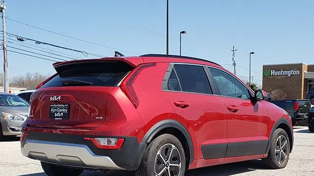 2024 Kia Niro LX