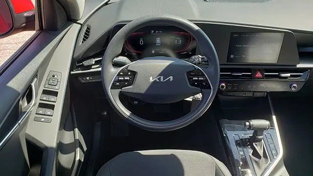2024 Kia Niro LX