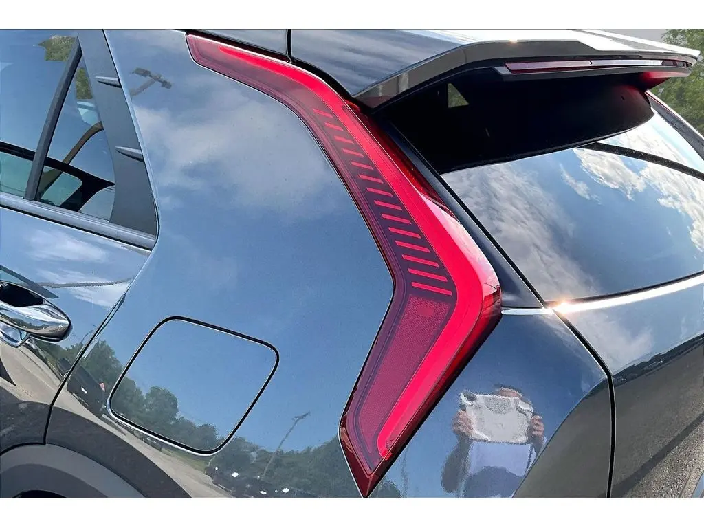 2025 Kia Niro - $21,295