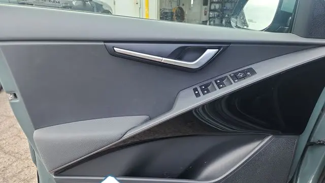 2023 Kia Niro EV Wind