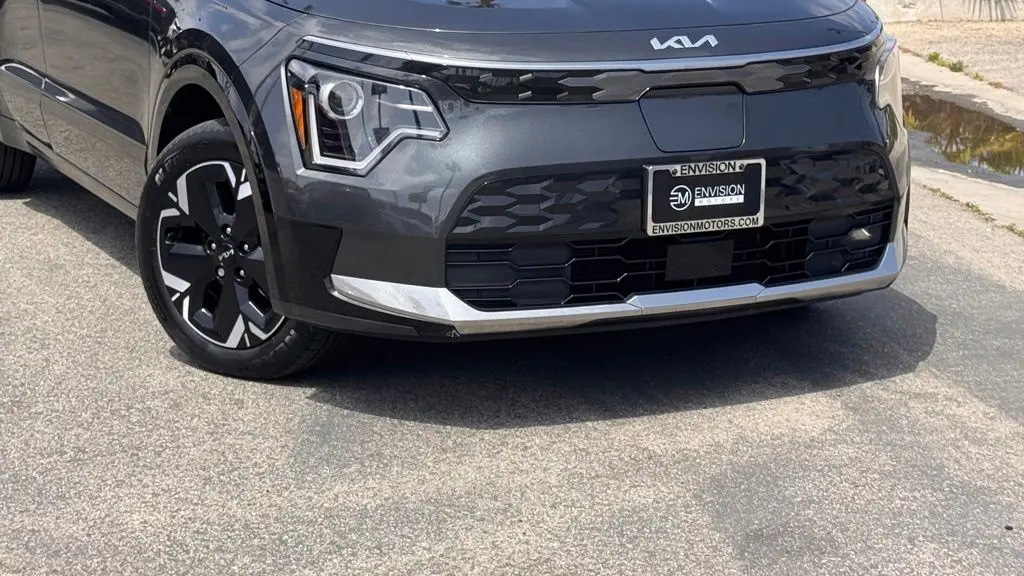 2025 Kia Niro EV Wind