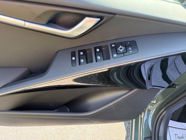 2024 Kia Niro - $26,975