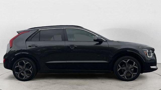 2023 Kia Niro EX