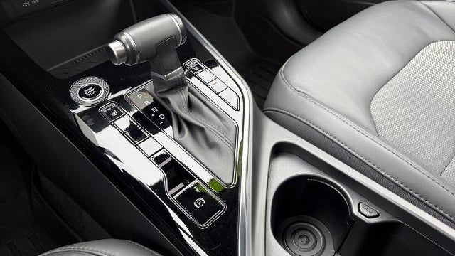2023 Kia Niro EX