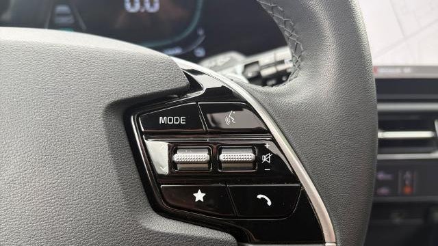 2023 Kia Niro EX