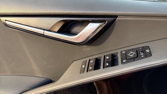 2023 Kia Niro EX Touring