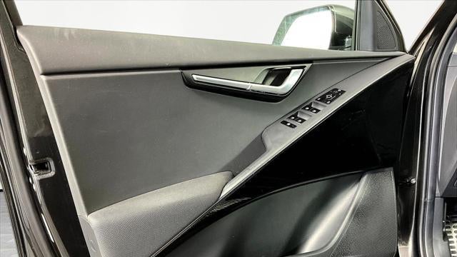 2023 Kia Niro EX Touring
