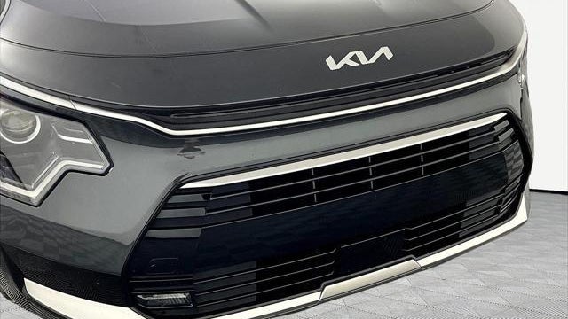 2023 Kia Niro EX Touring