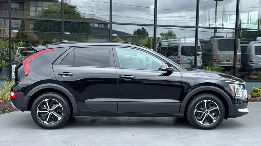 2025 Kia Niro EX