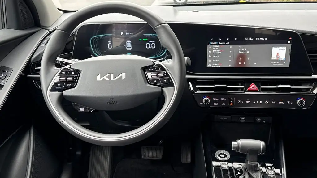 2025 Kia Niro EX