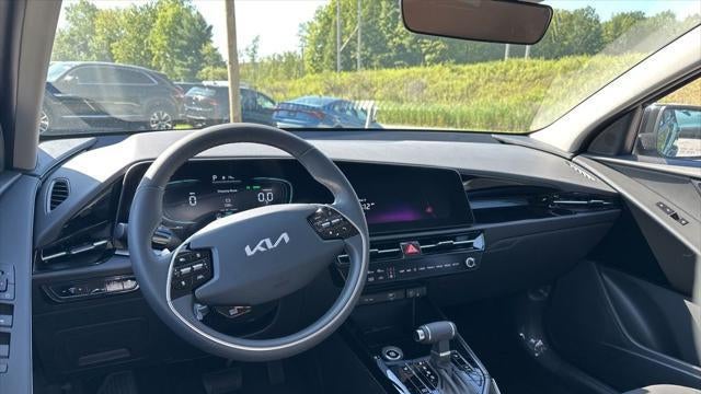 2025 Kia Niro EX