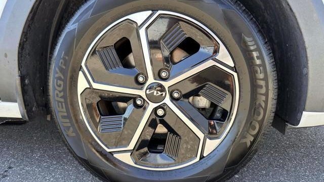 2023 Kia Niro EX