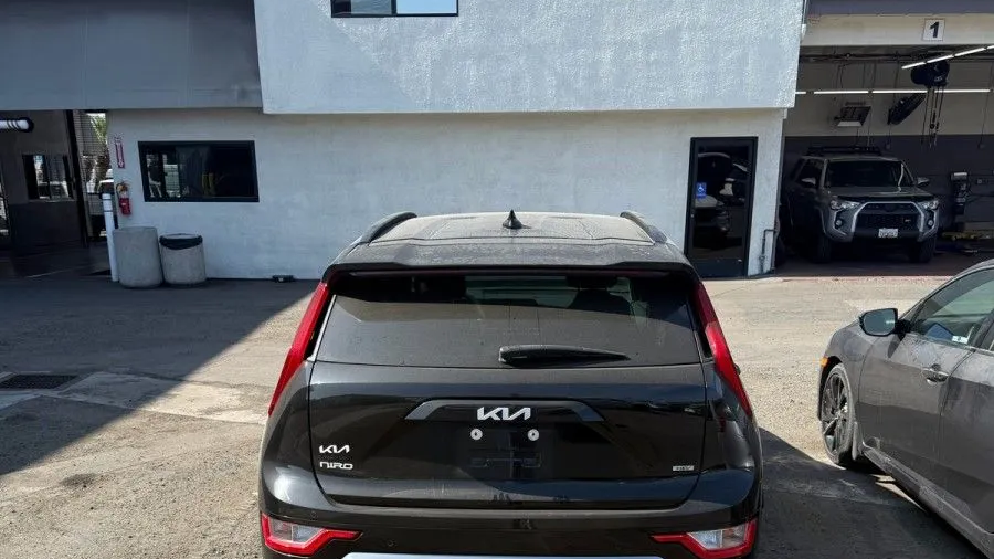 2023 Kia Niro EX