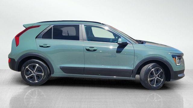 2025 Kia Niro EX