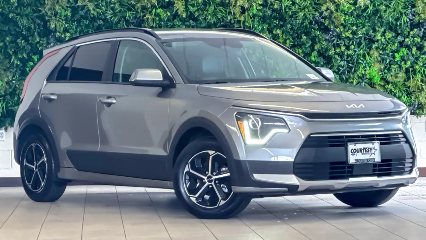 2023 Kia Niro EX