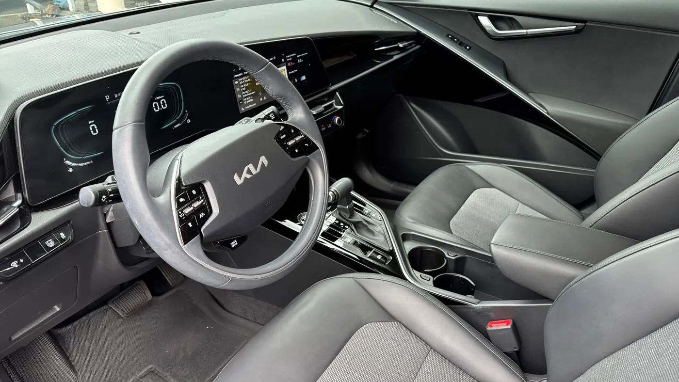 2023 Kia Niro EX