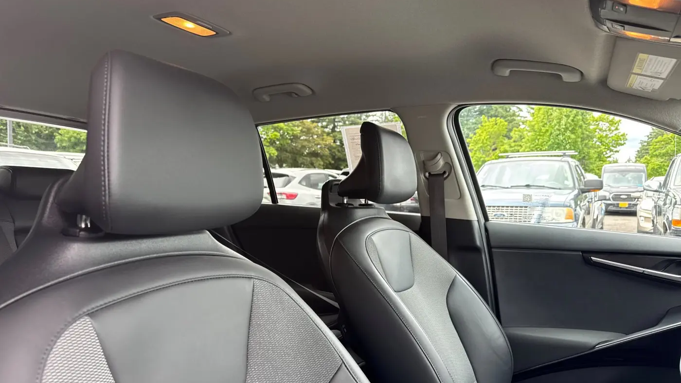 2023 Kia Niro EX