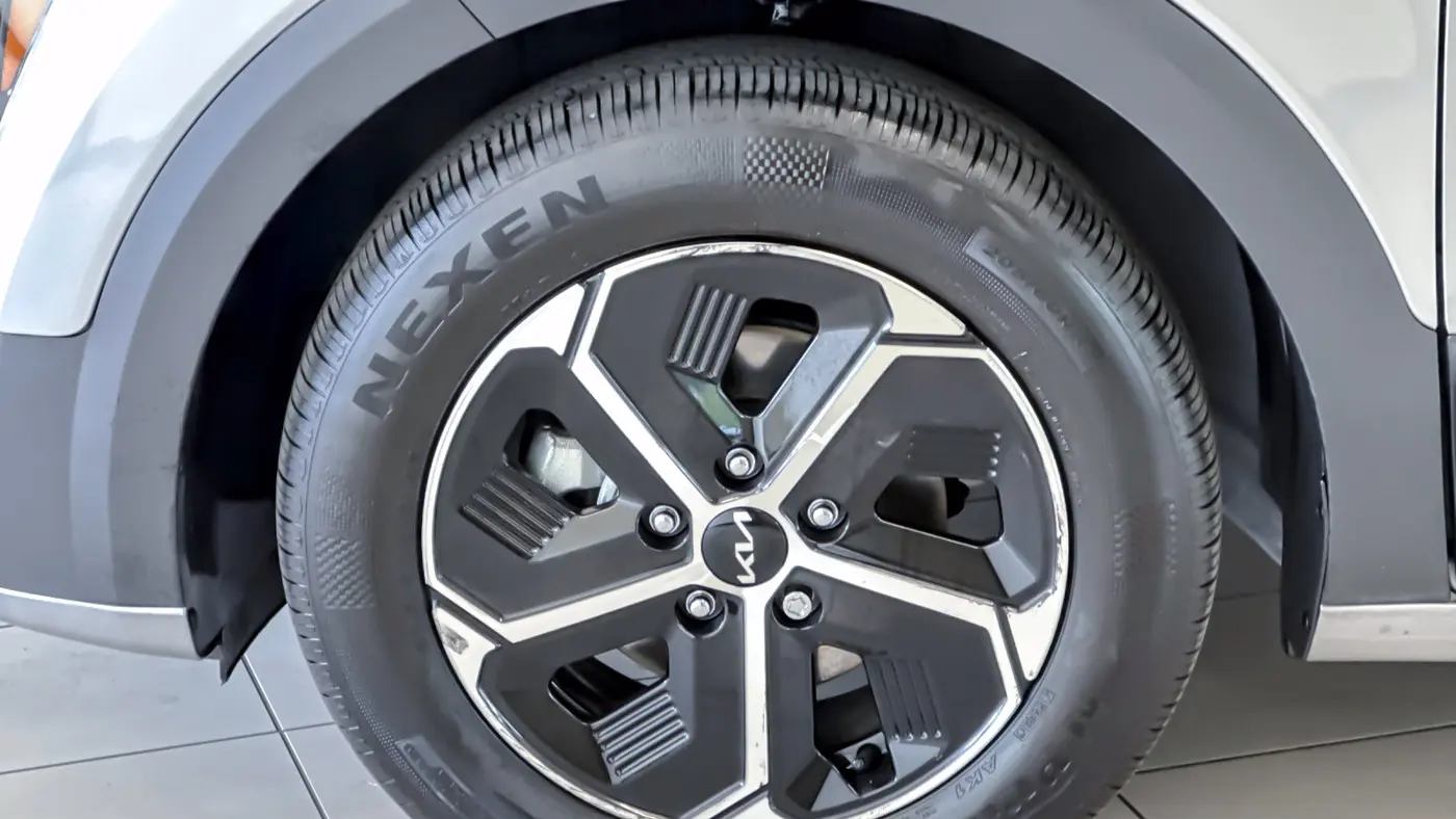 2023 Kia Niro EX