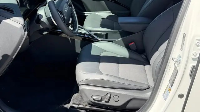2024 Kia Niro EX