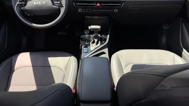2024 Kia Niro EX