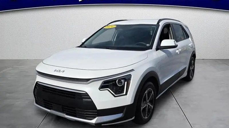 Preowned 2024 Kia Niro EX for Sale