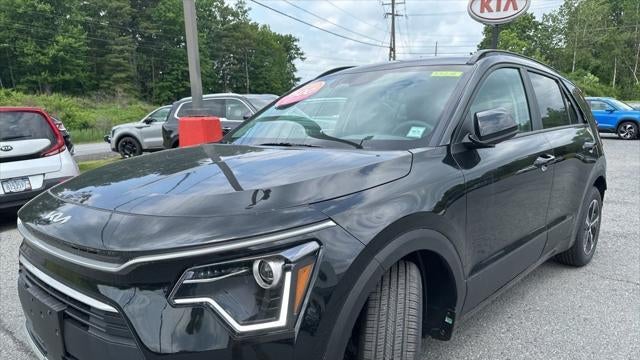 2025 Kia Niro EX