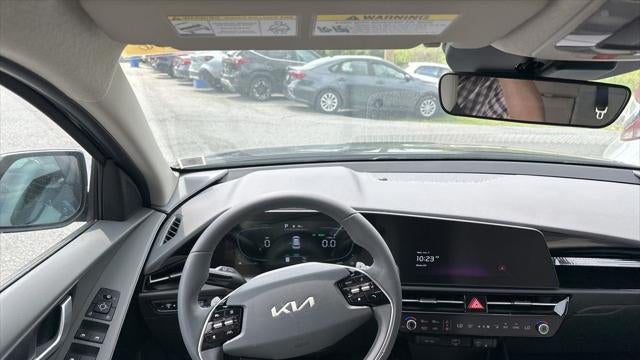 2025 Kia Niro EX