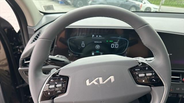 2025 Kia Niro EX