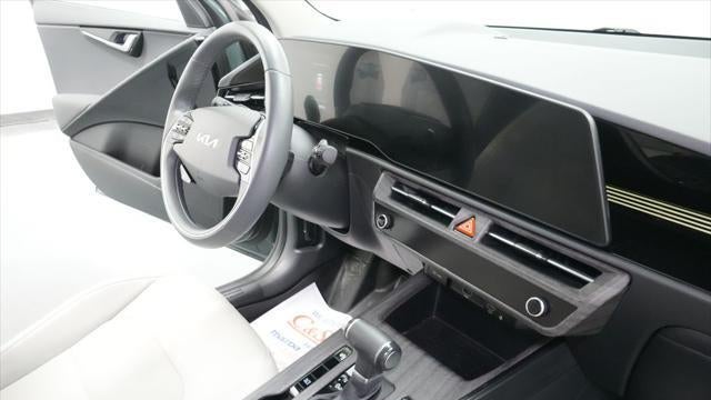 2023 Kia Niro EX