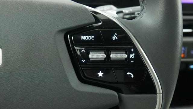 2023 Kia Niro EX