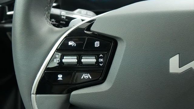 2023 Kia Niro EX