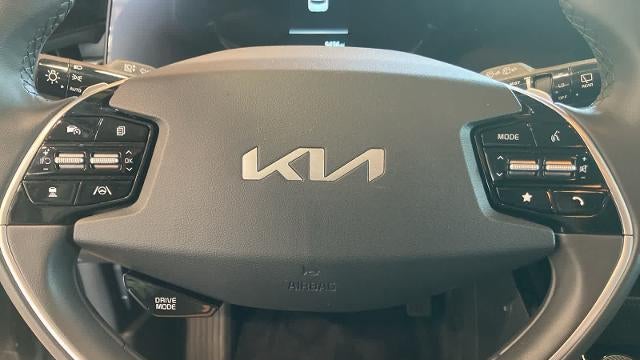 2023 Kia Niro EX