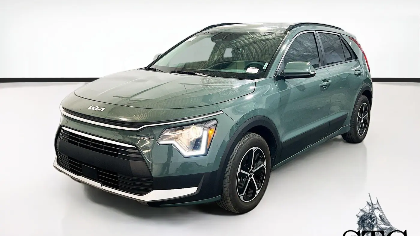 Preowned 2025 Kia Niro EX for Sale